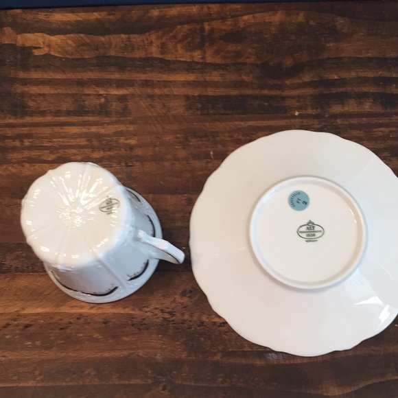 TIRSCHENREUTH Gloriette Flat Cup & Saucer  new - Picture 14 of 15